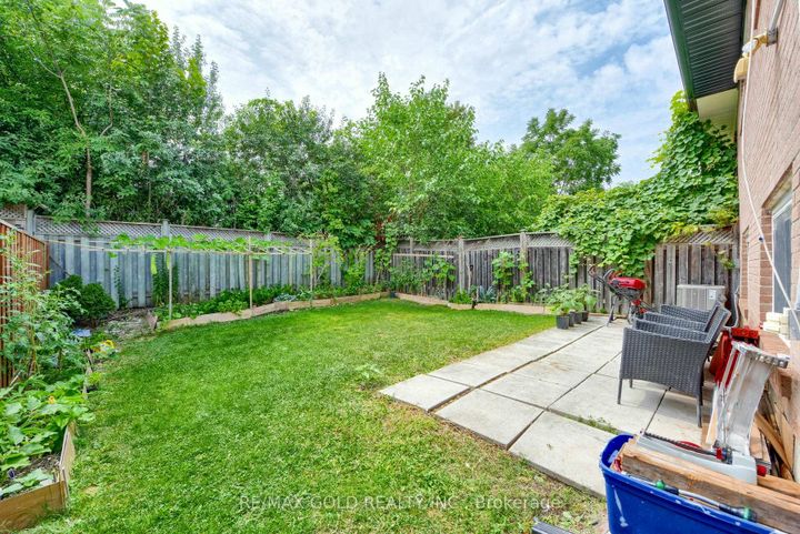 Photo 34 at 70 Wilton Drive, Brampton East, Brampton