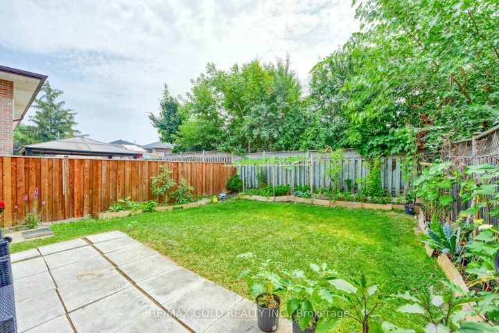 Photo 36 at 70 Wilton Drive, Brampton East, Brampton