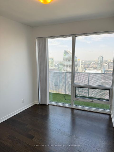Photo 7 at 6604 - 100 Harbour Street, Waterfront Communities C1, Toronto