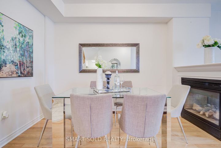 Photo 12 at 4 Thornhill Woods Drive, Patterson, Vaughan