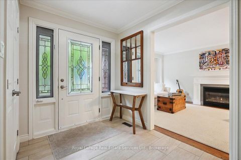 Photo 3 at 215 Weldon Avenue, WO West, Oakville