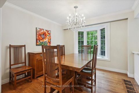 Photo 6 at 215 Weldon Avenue, WO West, Oakville