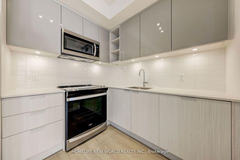 Photo 15 at 1011 - 50 Dunfield Avenue, Mount Pleasant East, Toronto