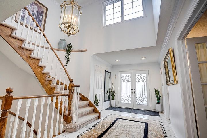 Photo 5 at 354 Rouge Hill Court, Rougemount, Pickering