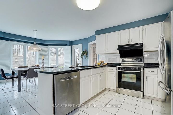 Photo 12 at 354 Rouge Hill Court, Rougemount, Pickering
