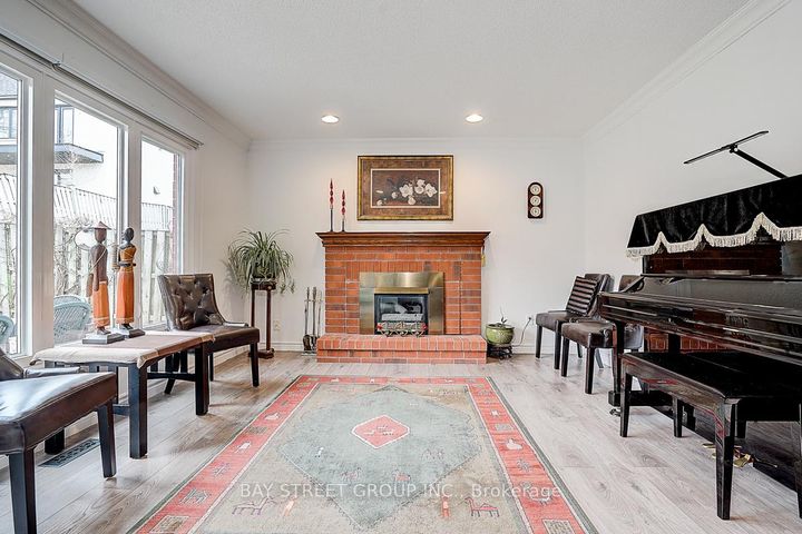 Photo 17 at 354 Rouge Hill Court, Rougemount, Pickering