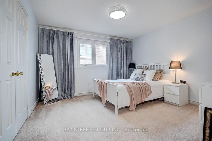 Photo 22 at 354 Rouge Hill Court, Rougemount, Pickering