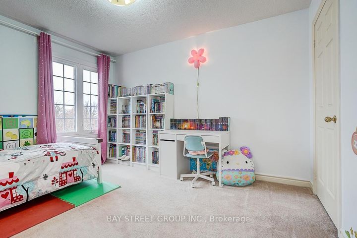 Photo 24 at 354 Rouge Hill Court, Rougemount, Pickering