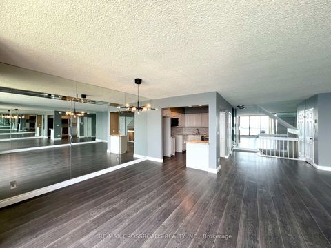 Photo 5 at 2212 - 33 Harbour Square, Waterfront Communities C1, Toronto