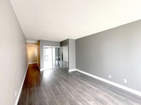 Photo 7 at 2212 - 33 Harbour Square, Waterfront Communities C1, Toronto