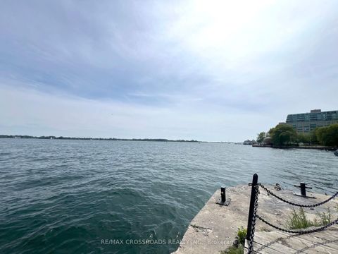 Photo 10 at 2212 - 33 Harbour Square, Waterfront Communities C1, Toronto