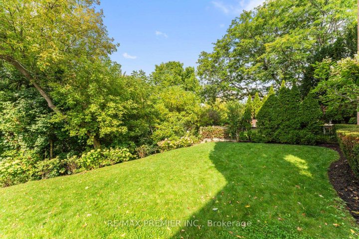 Photo 40 at 82 Jules Avenue, East Woodbridge, Vaughan