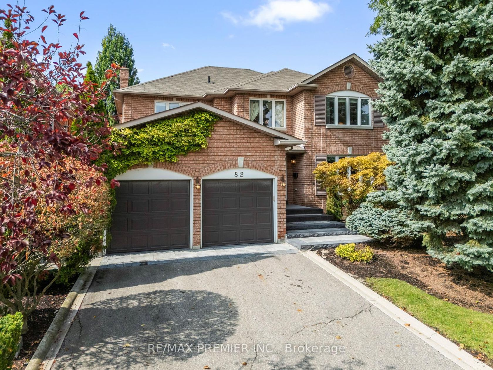 82 Jules Avenue, East Woodbridge, Vaughan 