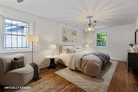 Photo 10 at 32 Beath Street, West Hill, Toronto