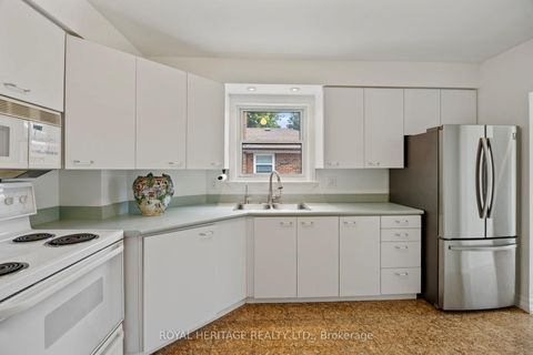 Photo 21 at 32 Beath Street, West Hill, Toronto