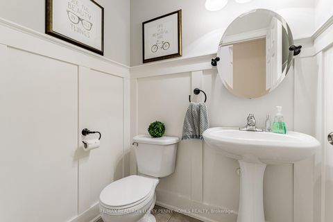Photo 6 at 16 Haverhill Terrace, Bayview Wellington, Aurora