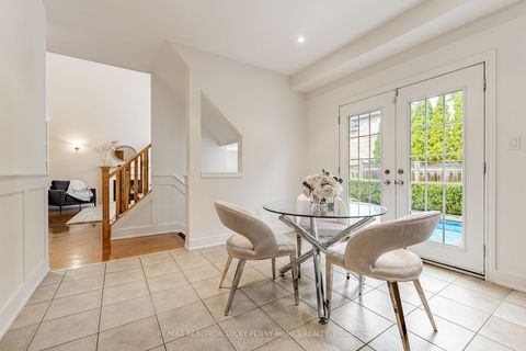 Photo 11 at 16 Haverhill Terrace, Bayview Wellington, Aurora
