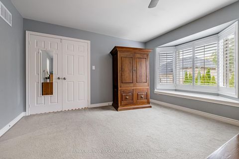 Photo 23 at 16 Haverhill Terrace, Bayview Wellington, Aurora