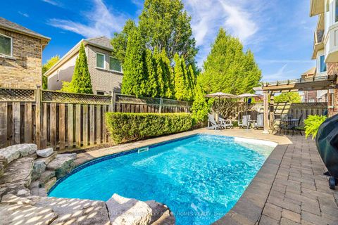 Photo 35 at 16 Haverhill Terrace, Bayview Wellington, Aurora