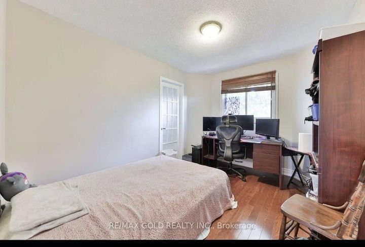 Photo 30 at 5275 Thornwood Drive, Hurontario, Mississauga