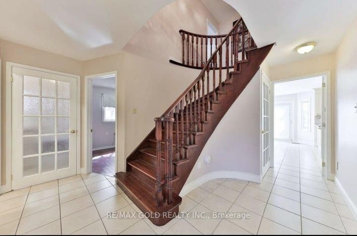 Photo 31 at 5275 Thornwood Drive, Hurontario, Mississauga