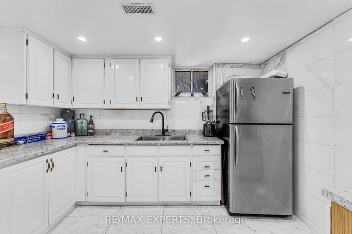 Photo 39 at 81 Hagar Avenue, Smythe, Toronto