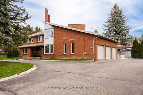 Photo 3 at 117 Hayhoe Avenue, East Woodbridge, Vaughan