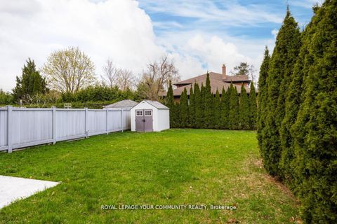 Photo 8 at 117 Hayhoe Avenue, East Woodbridge, Vaughan
