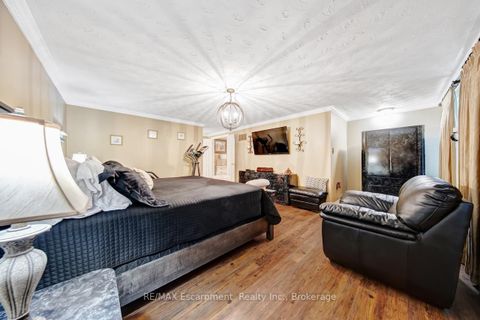 Photo 27 at 2029 Banbury Crescent, RO River Oaks, Oakville