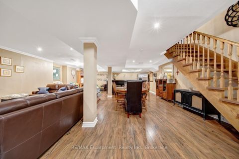 Photo 35 at 2029 Banbury Crescent, RO River Oaks, Oakville