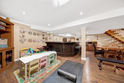 Photo 37 at 2029 Banbury Crescent, RO River Oaks, Oakville