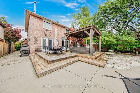 Photo 41 at 2029 Banbury Crescent, RO River Oaks, Oakville