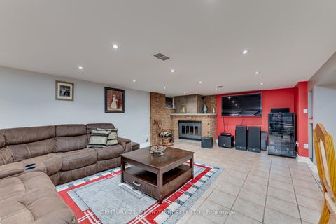 Photo 32 at 193 Epsom Downs Drive, CFB, Toronto