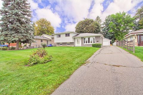 Photo 5 at 132 Peter Street, Holland Landing, East Gwillimbury