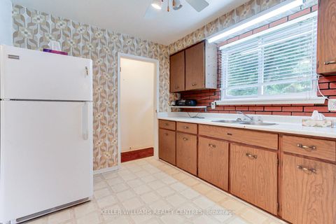 Photo 16 at 132 Peter Street, Holland Landing, East Gwillimbury