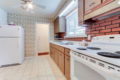 Photo 17 at 132 Peter Street, Holland Landing, East Gwillimbury