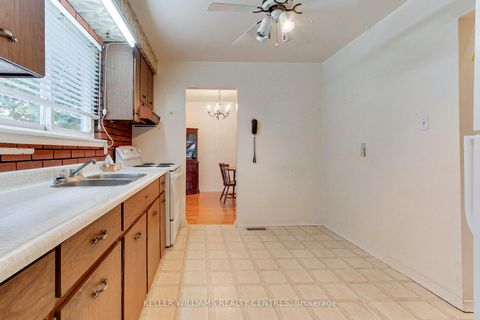 Photo 18 at 132 Peter Street, Holland Landing, East Gwillimbury