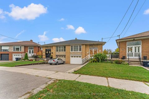 Photo 4 at 100 Victory Drive, CFB, Toronto