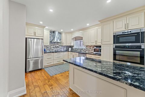 Photo 8 at 100 Victory Drive, CFB, Toronto
