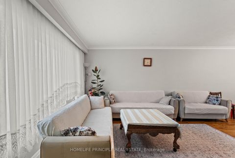 Photo 13 at 100 Victory Drive, CFB, Toronto