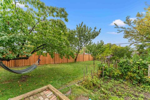 Photo 47 at 100 Victory Drive, CFB, Toronto