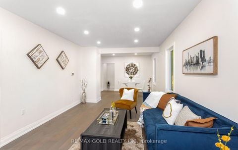 Photo 5 at 316 Ellerslie Avenue, Willowdale West, Toronto