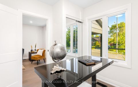 Photo 11 at 316 Ellerslie Avenue, Willowdale West, Toronto