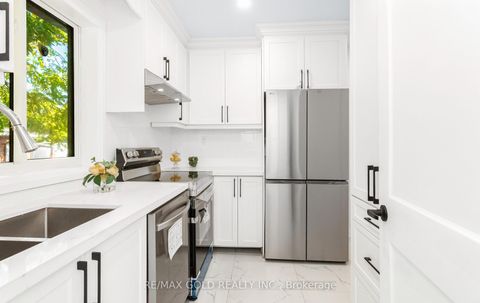 Photo 16 at 316 Ellerslie Avenue, Willowdale West, Toronto