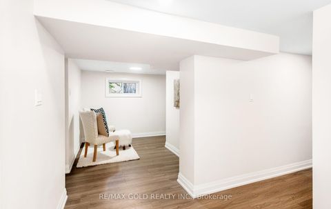 Photo 33 at 316 Ellerslie Avenue, Willowdale West, Toronto