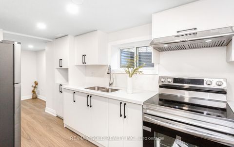 Photo 37 at 316 Ellerslie Avenue, Willowdale West, Toronto