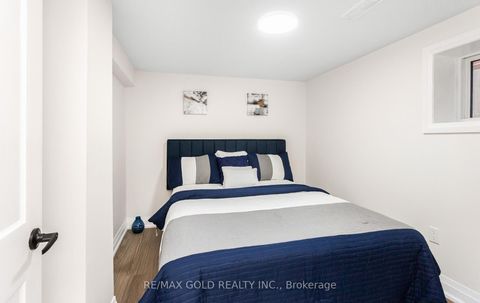 Photo 39 at 316 Ellerslie Avenue, Willowdale West, Toronto