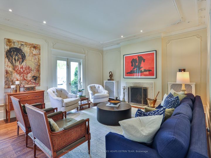 Photo 4 at 139 Hudson Drive, Moore Park, Toronto