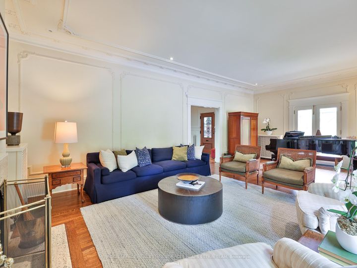 Photo 6 at 139 Hudson Drive, Moore Park, Toronto