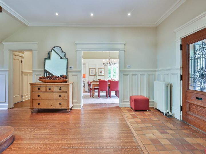 Photo 7 at 139 Hudson Drive, Moore Park, Toronto